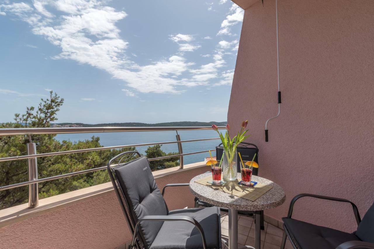 Apartment Sea View Trogir Exterior foto